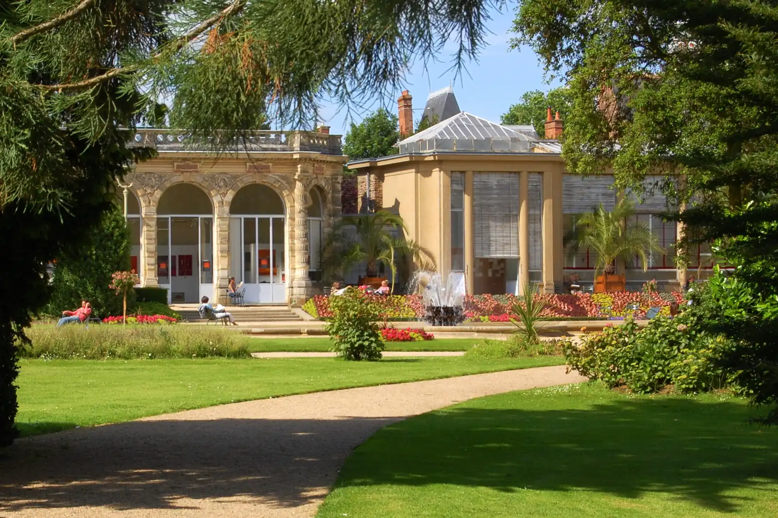 Wedding planner à Rennes — votre mariage sur mesure en Ille-et-Vilaine