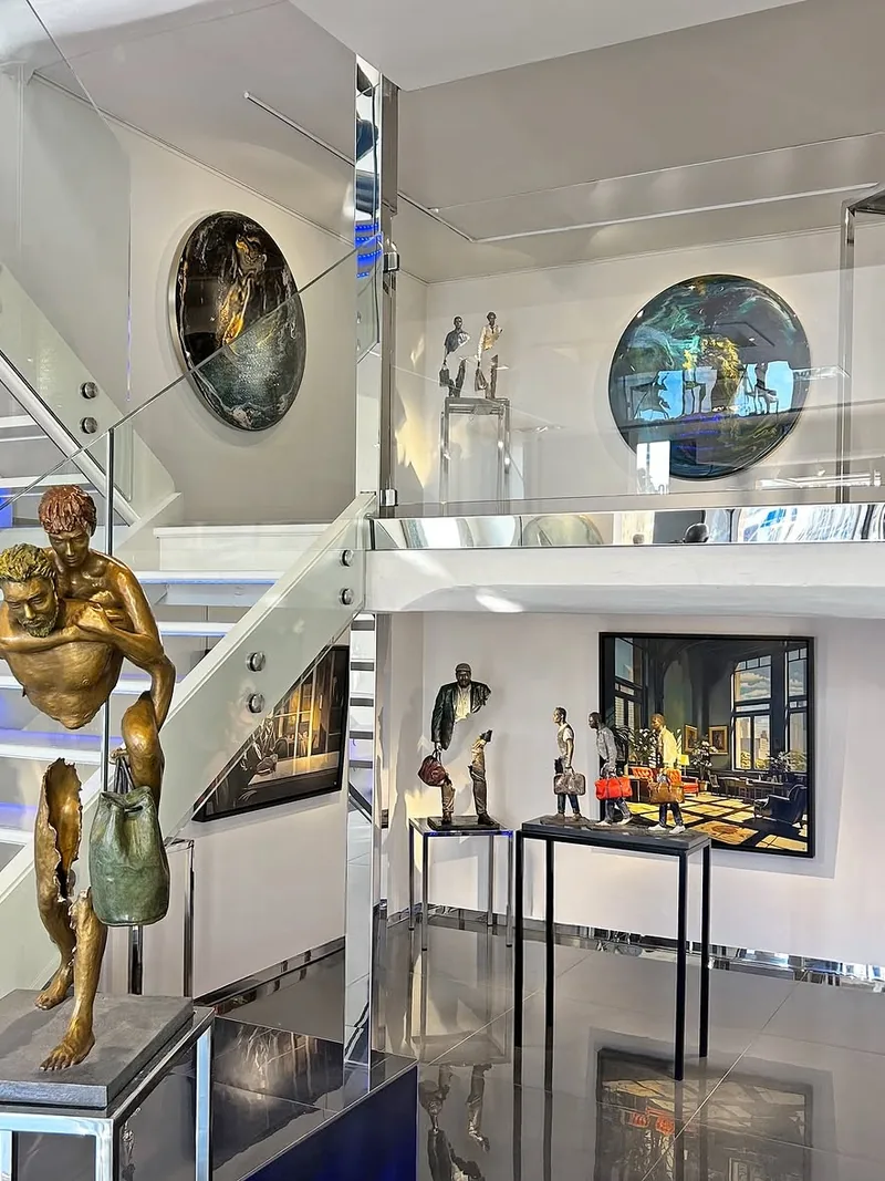 Atelier peinture impressionniste pour groupe d'amies face Vieux Bassin de Honfleur — Éclat M. EVJF Honfleur